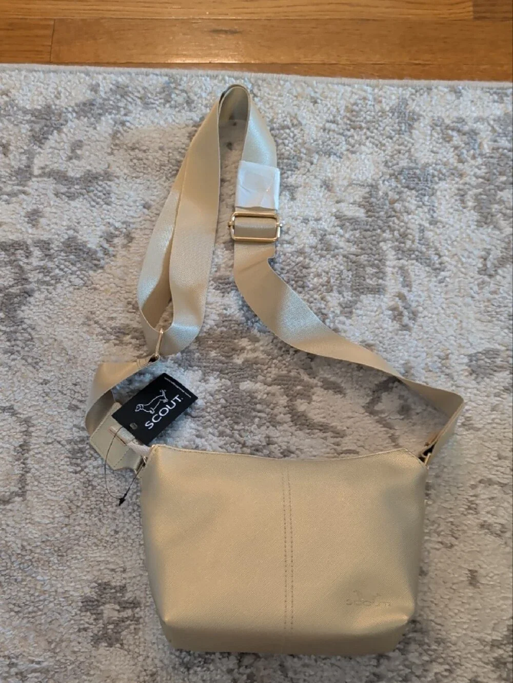 SCOUT Emily Crossbody with Strap